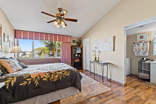 118 Castlewood Drive 123, North Palm Beach, FL 33408