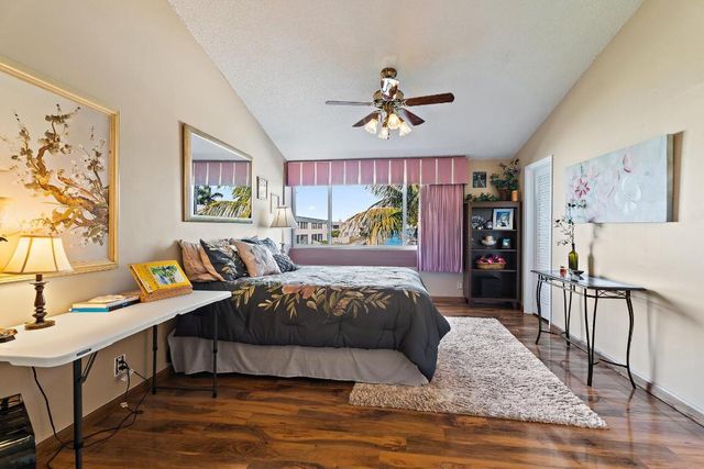 118 Castlewood Drive 123, North Palm Beach, FL 33408