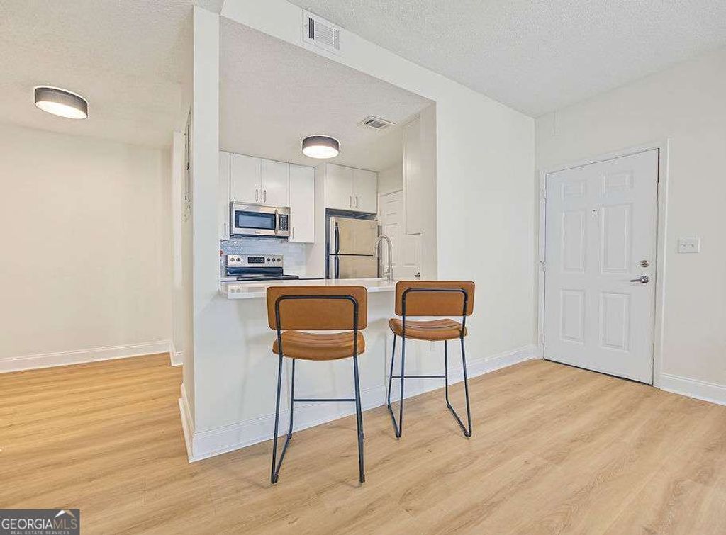 1075 Peachtree Walk NE A301, Atlanta, GA 30309 — photo 2