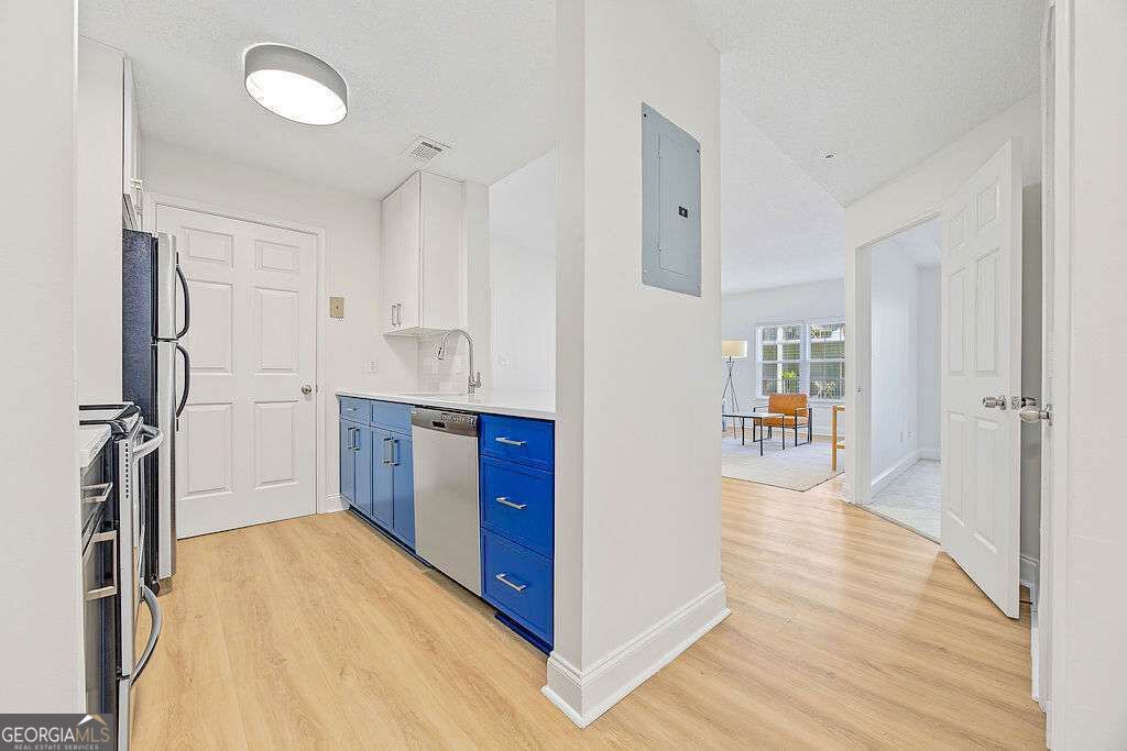 1075 Peachtree Walk NE A301, Atlanta, GA 30309 — photo 3