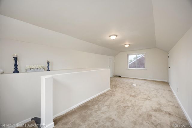 19438 Winthrop Street, Detroit, MI 48235