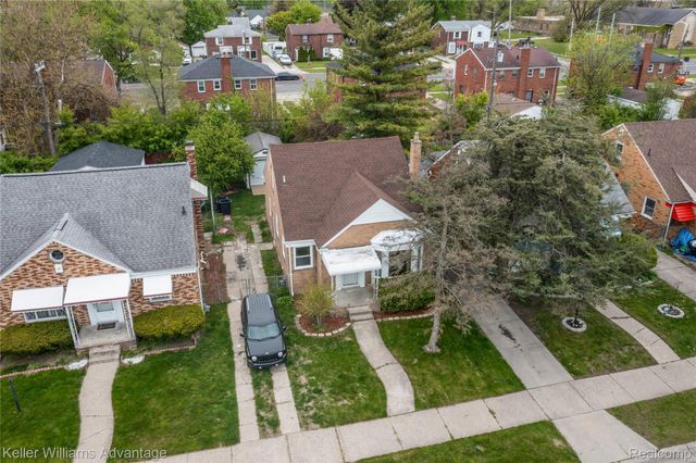 19438 Winthrop Street, Detroit, MI 48235