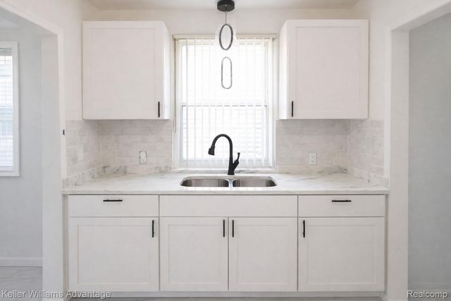 19438 Winthrop Street, Detroit, MI 48235