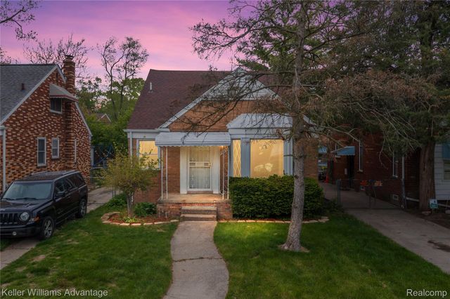 19438 Winthrop Street, Detroit, MI 48235