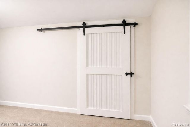 19438 Winthrop Street, Detroit, MI 48235