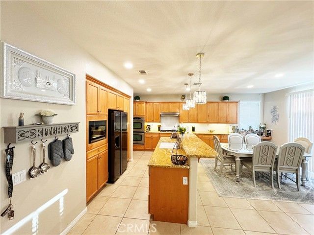 23375 Toronja Corte, Corona, CA 92883