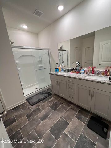 8799 Mary Frances Drive, Southaven, MS 38671