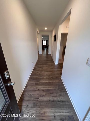 8799 Mary Frances Drive, Southaven, MS 38671