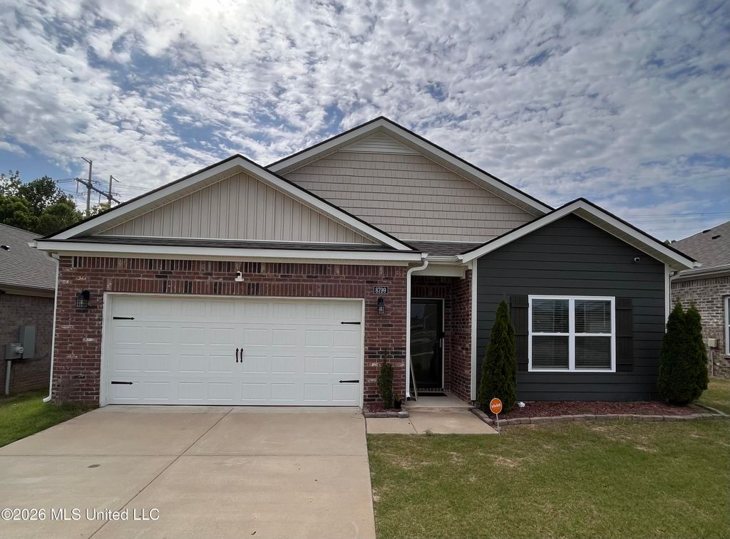 8799 Mary Frances Drive, Southaven, MS 38671