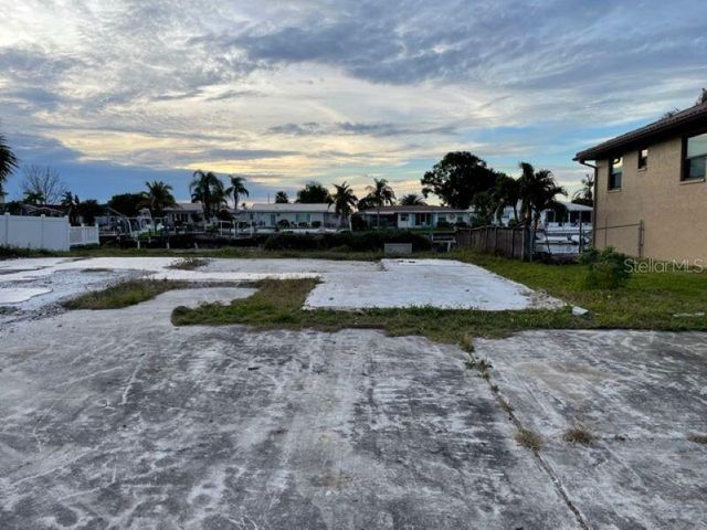 5008 ENSIGN LOOP, New Port Richey, FL 34652