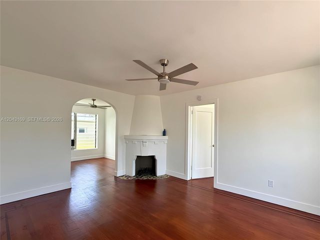 641 10th Street 7, Miami Beach, FL 33139