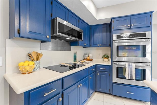 1589 MARY LANE, Tarpon Springs, FL 34689