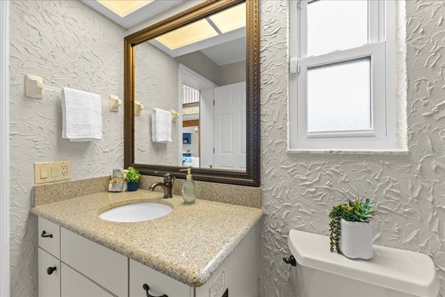 1589 MARY LANE, Tarpon Springs, FL 34689