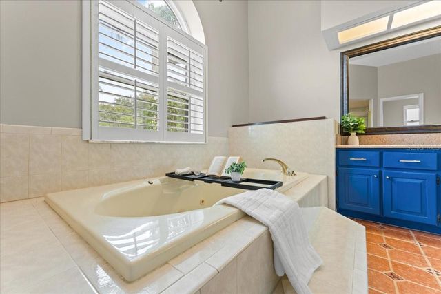 1589 MARY LANE, Tarpon Springs, FL 34689