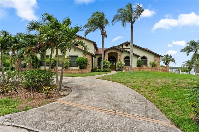 1589 MARY LANE, Tarpon Springs, FL 34689