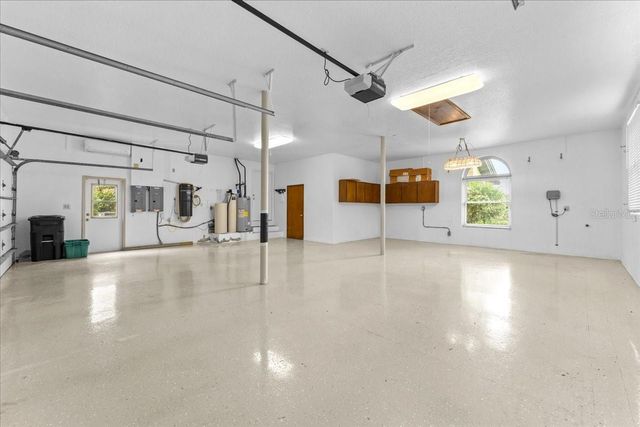 1589 MARY LANE, Tarpon Springs, FL 34689