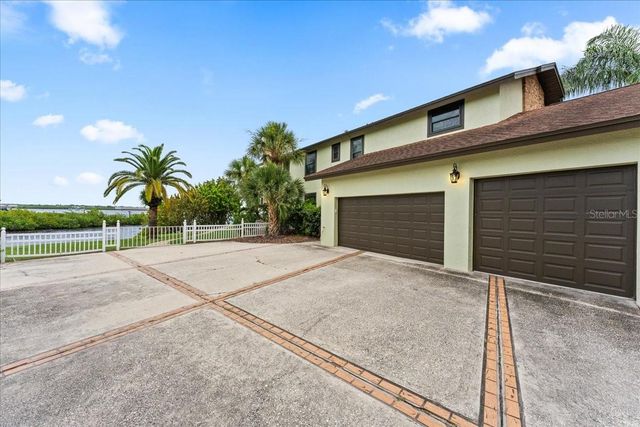1589 MARY LANE, Tarpon Springs, FL 34689