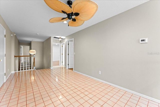 1589 MARY LANE, Tarpon Springs, FL 34689