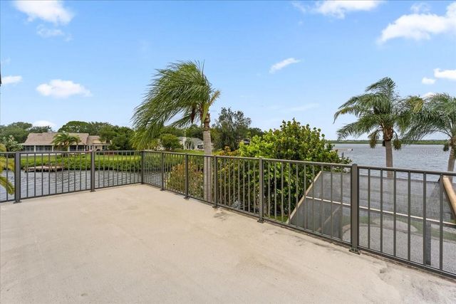 1589 MARY LANE, Tarpon Springs, FL 34689