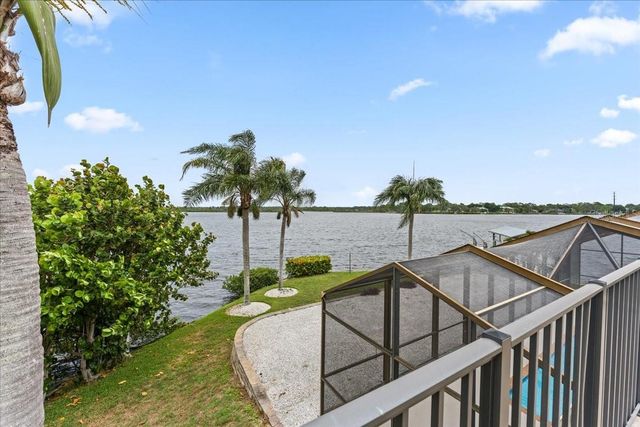 1589 MARY LANE, Tarpon Springs, FL 34689