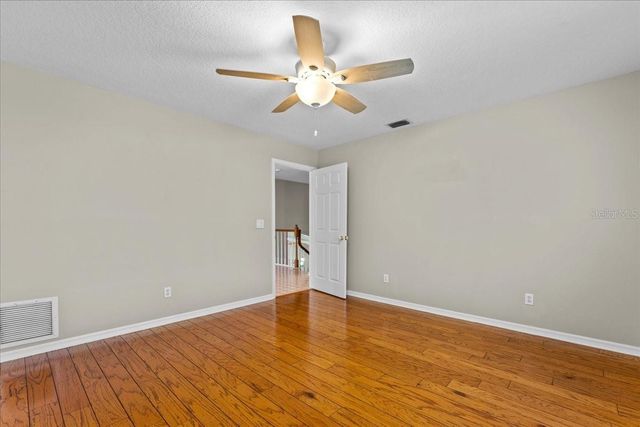 1589 MARY LANE, Tarpon Springs, FL 34689