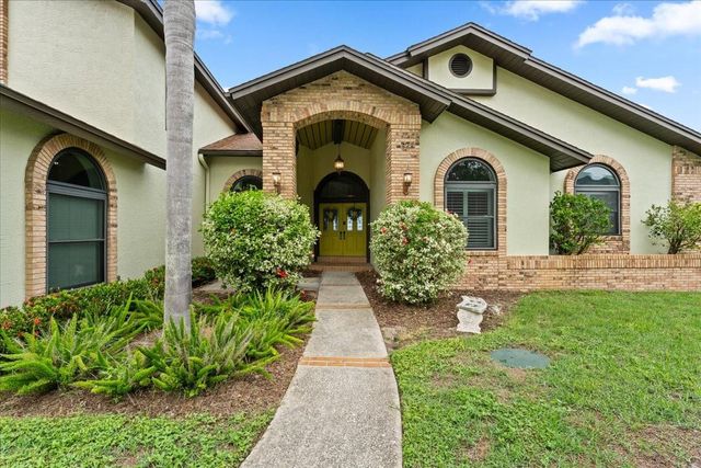 1589 MARY LANE, Tarpon Springs, FL 34689