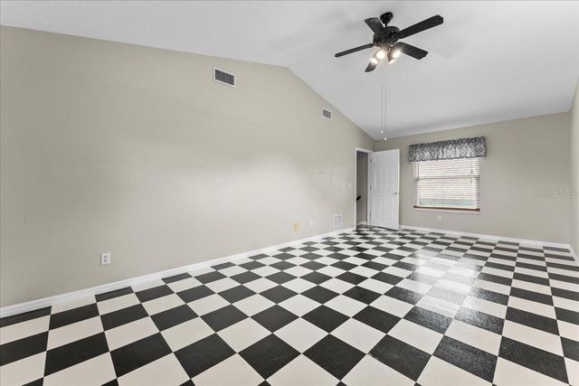 1589 MARY LANE, Tarpon Springs, FL 34689