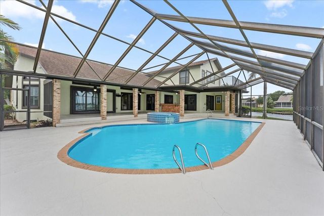1589 MARY LANE, Tarpon Springs, FL 34689