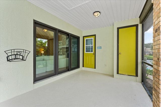 1589 MARY LANE, Tarpon Springs, FL 34689