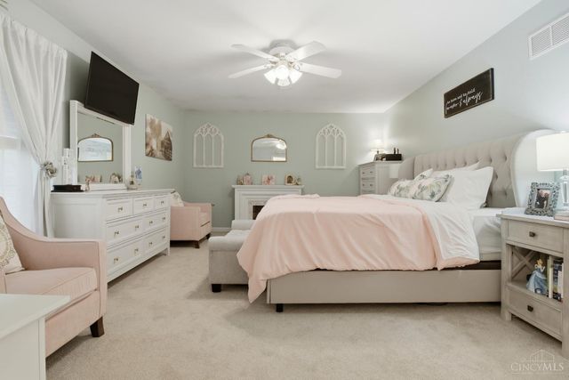 8009 Blairhouse Drive, Anderson Twp, OH 45244