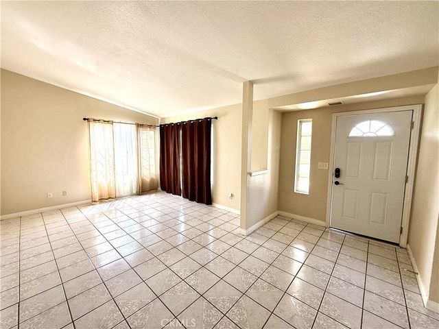 11031 Sierra Tree, Riverside, CA 92505