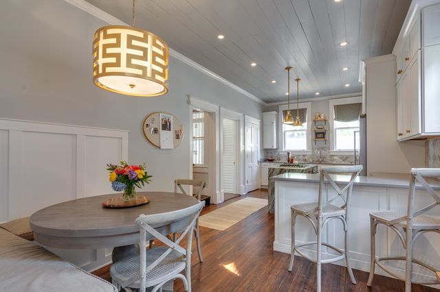 1328 CARR AVE, Memphis, TN 38104