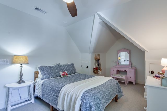 1328 CARR AVE, Memphis, TN 38104