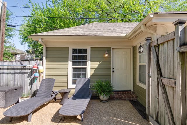 1328 CARR AVE, Memphis, TN 38104