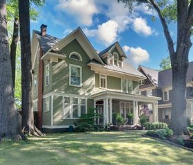 1328 CARR AVE, Memphis, TN 38104