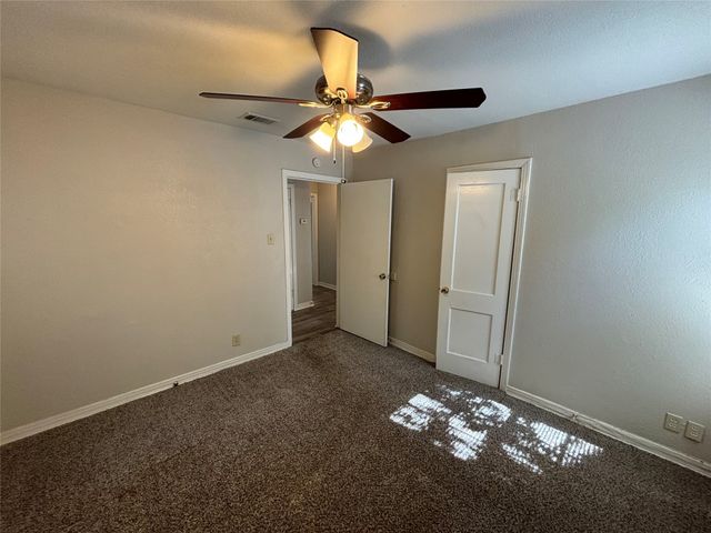 3704 Bright Street, Fort Worth, TX 76119