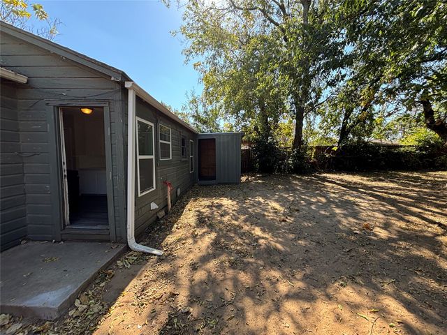 3704 Bright Street, Fort Worth, TX 76119