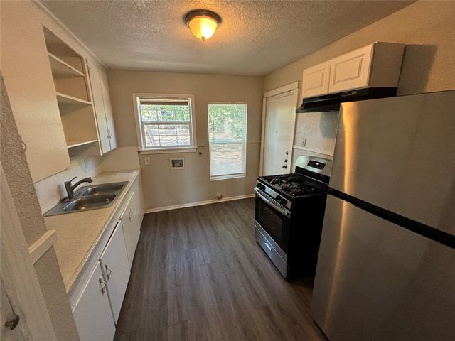3704 Bright Street, Fort Worth, TX 76119