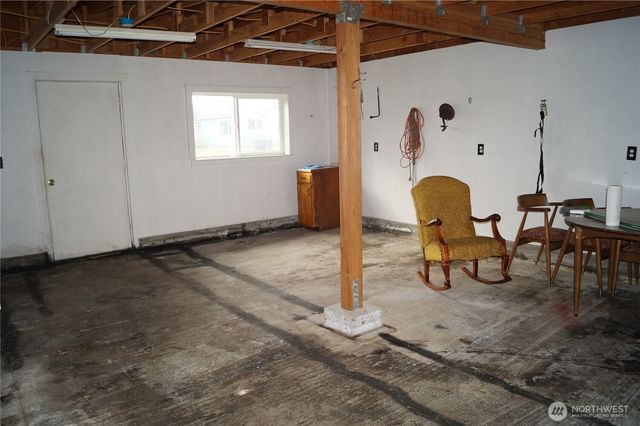 1520 W Market Street, Aberdeen, WA 98520