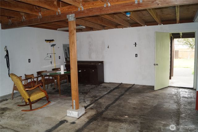 1520 W Market Street, Aberdeen, WA 98520