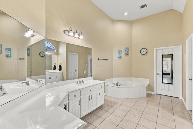 7223 Native Oak Lane, Irving, TX 75063