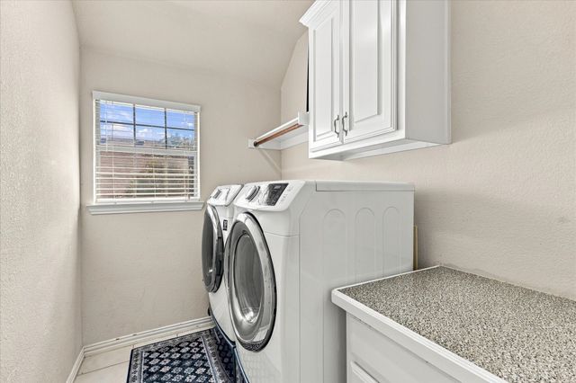 7223 Native Oak Lane, Irving, TX 75063