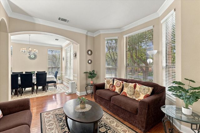 7223 Native Oak Lane, Irving, TX 75063