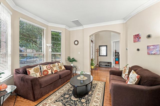 7223 Native Oak Lane, Irving, TX 75063