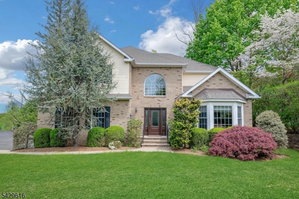 22 Mount Airy Rd, Bernardsville Boro, NJ 07924