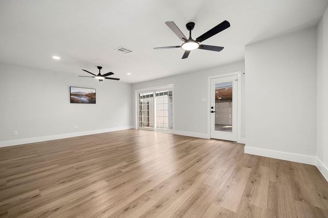 11003 Bellbrook Drive, Houston, TX 77096