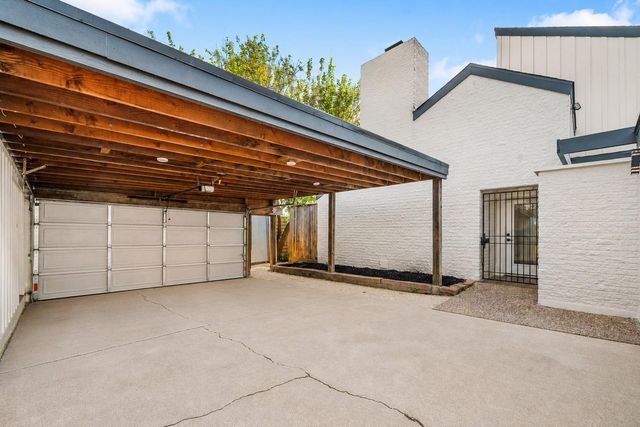11003 Bellbrook Drive, Houston, TX 77096