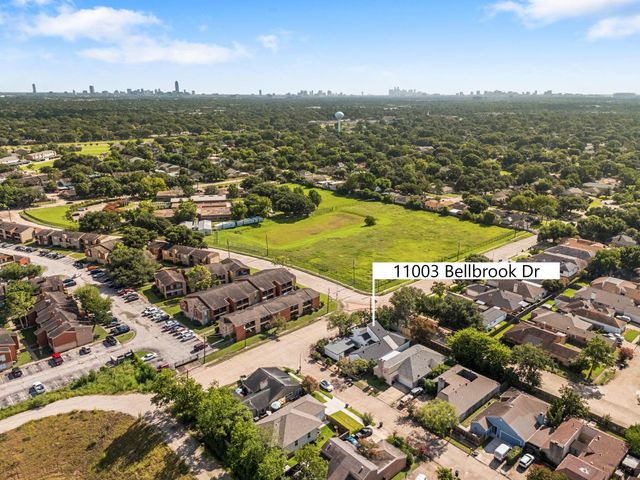 11003 Bellbrook Drive, Houston, TX 77096