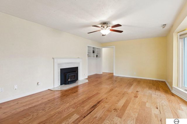 940 S Cotner Boulevard, Lincoln, NE 68510