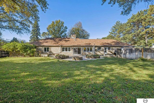 940 S Cotner Boulevard, Lincoln, NE 68510